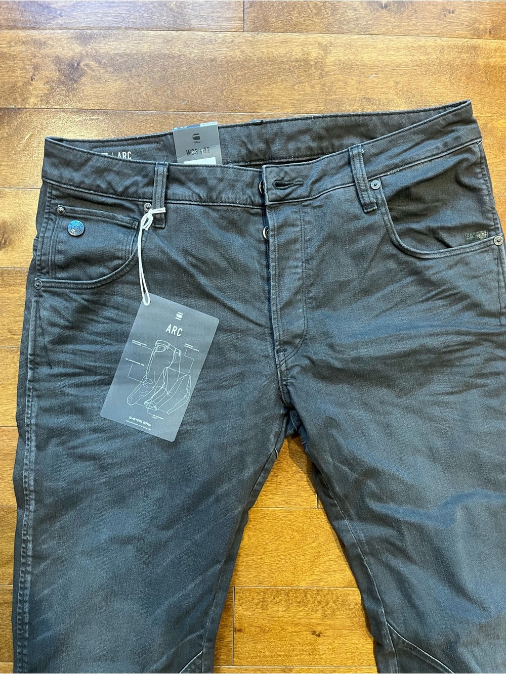 NWT Sz 33 W/ 32 L G-Star Slim Fit Men's Jeans in Charcoal